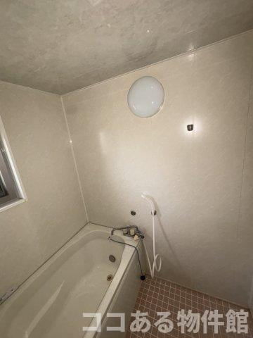 新多聞第三住宅二一一号棟の浴室
