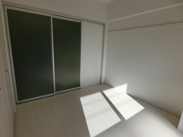 【寝室】 | ブルームコート