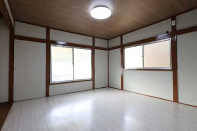【寝室】 | 富田林市甲田２丁目貸家