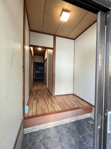 南部町東町S貸家の玄関