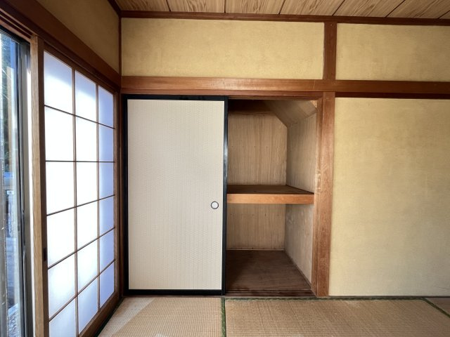 南部町東町S貸家の収納