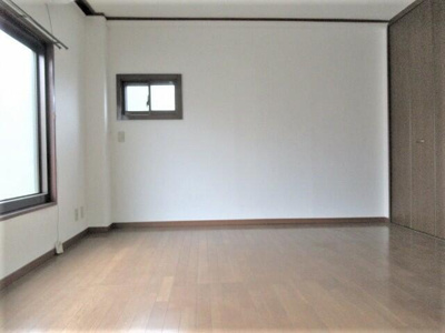 【居間・リビング】 | 佐々木ビル | 別号室の写真を使用しています