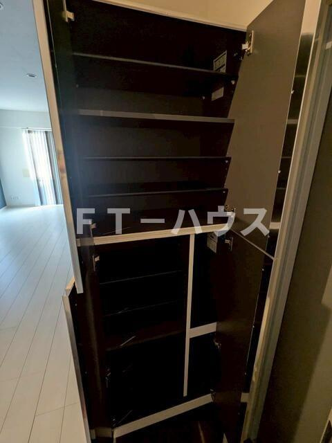 ヴィレッジハウス八千代台南の収納