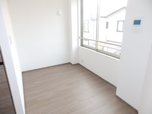 神戸市灘区六甲町３丁目の賃貸マンションの居間・リビング