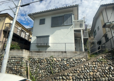【外観】 | 玉川学園売地 | 人が暮らすうえで日光は大切な要素となります。日当たりの良さは譲れないポイントですね。併せて近くに大きな建築物の建築予定がないか、あるいはそれが可能な土地が近くにないか事前に確認することもお勧めします。