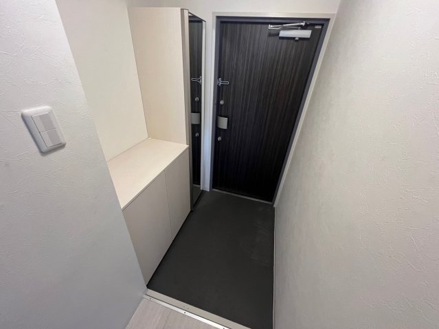 ロフティ少路の玄関