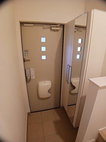 ルナ　フルールの玄関|収納もある玄関です