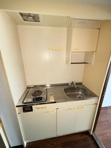 リード岡崎２４８のキッチン