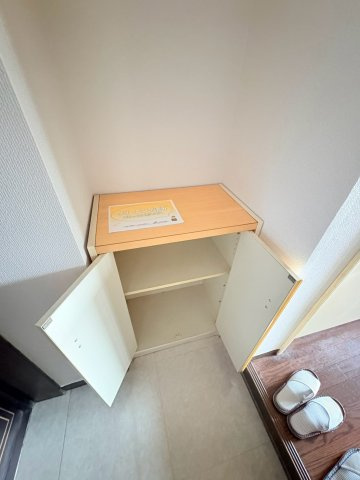 リード岡崎２４８の収納