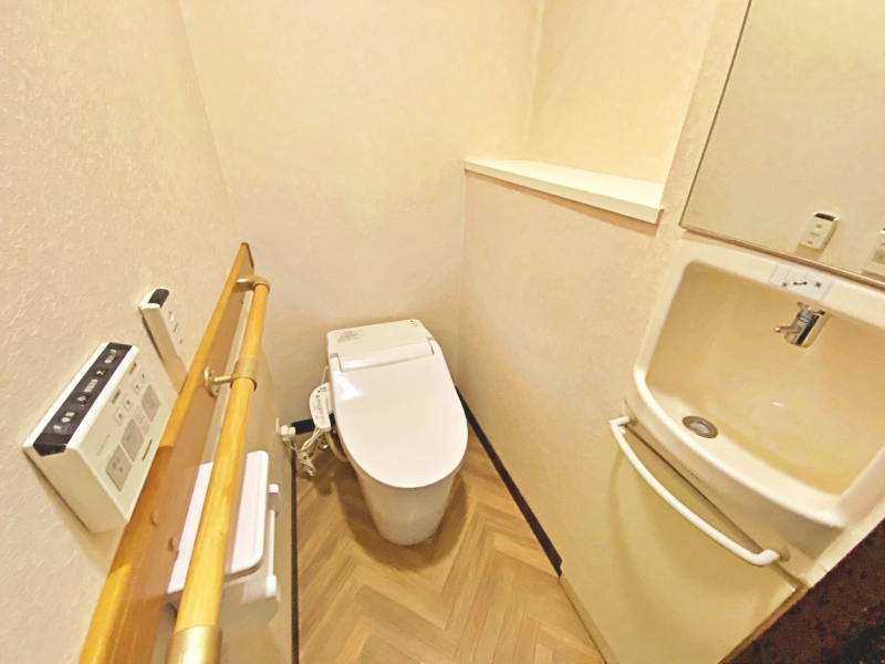 大阪市北区本庄西３丁目の中古マンションのトイレ