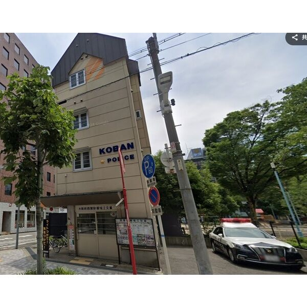 トラストマン堀江の周辺