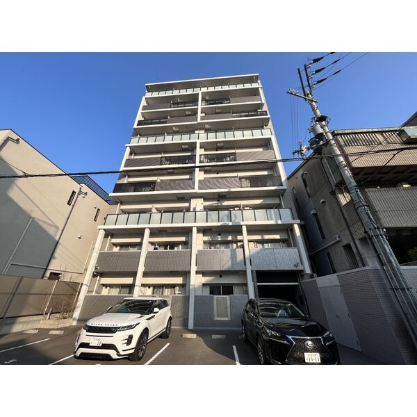 ラ・フェスタ真田山の外観