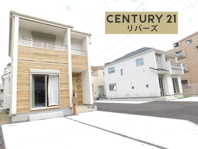 名古屋市名東区猪子石２丁目の新築一戸建の外観|☆Ｂ号棟☆　　新価格！！いつでも見学出来ます♪（お問合せ当日、平日、水曜、夜間でもＯＫ）　長期優良住宅！　きれいな街並み♪　南向き！　前面道路８ｍ！　駐車並列２台ＯＫ！　小学校徒歩４分♪
