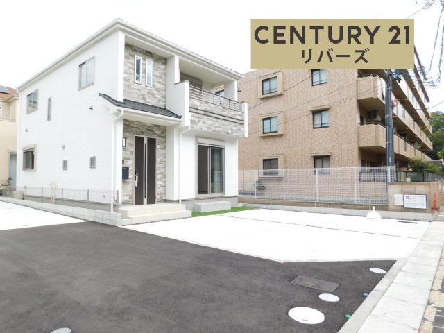 名古屋市名東区猪子石２丁目の新築一戸建の外観|☆Ｅ号棟☆　　新価格！！いつでも見学出来ます♪（お問合せ当日、平日、水曜、夜間でもＯＫ）　長期優良住宅！　きれいな街並み♪　南向き！　前面道路８ｍ！　駐車並列２台ＯＫ！　小学校徒歩４分♪