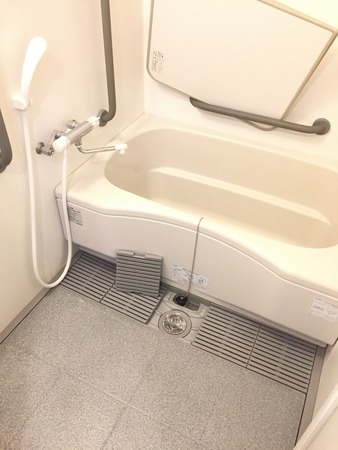 ドムス東梅田の浴室