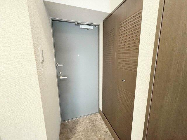 フェニックス中野新橋の玄関