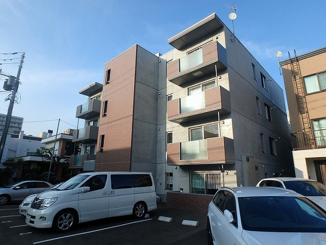 ｌａ ｒｏｓｅ北円山（ラローズ北円山）