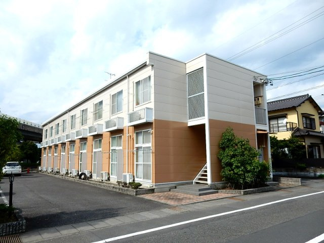 レオパレストモエⅡの外観|物件の外観です