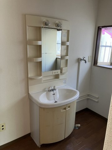 熊谷邸戸建の洗面所