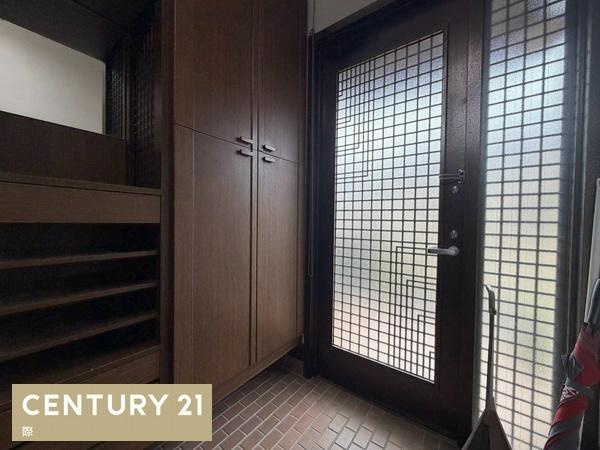 和歌山市木ノ本の中古一戸建の玄関