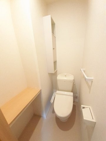 【トイレ】 | サニーブロッサム | トイレです