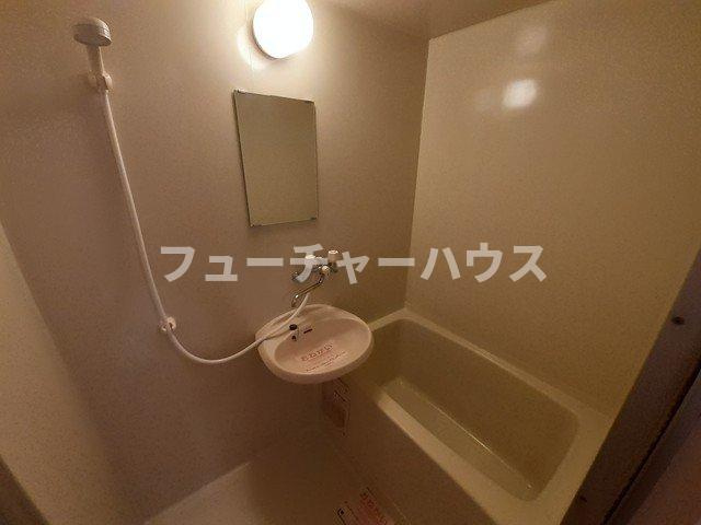 セントラルシティⅡの浴室|落ち着いた空間のお風呂です