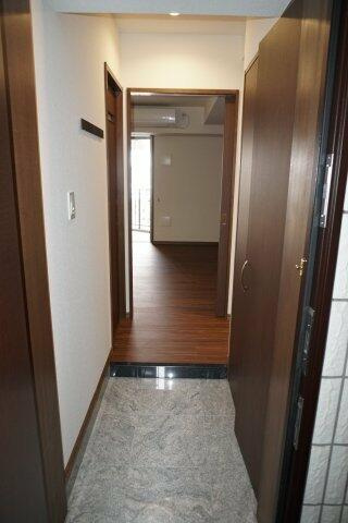 モンテヴェルデ神楽坂弐番館の玄関