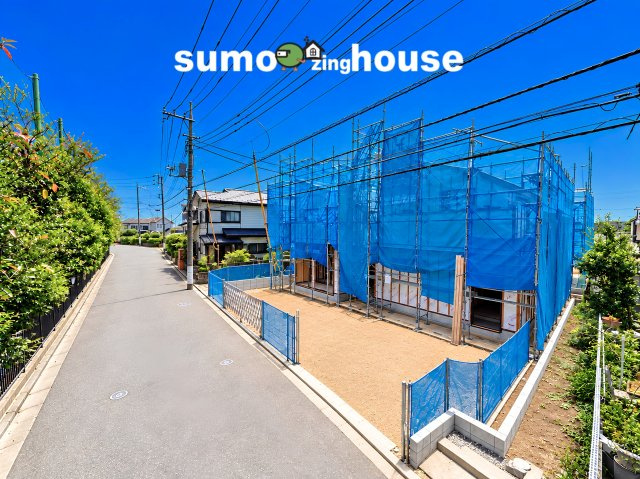 横浜市保土ヶ谷区上菅田町01082③　2号棟の前面道路含む現地写真|前面道路含む現地写真です