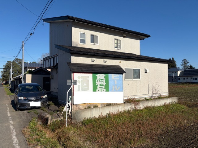 北上市和賀町岩崎新田真栄　住宅付店舗の外観
