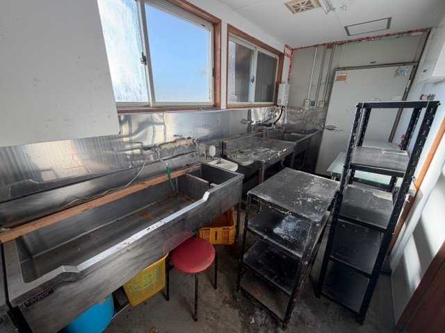 北上市和賀町岩崎新田真栄　住宅付店舗のキッチン