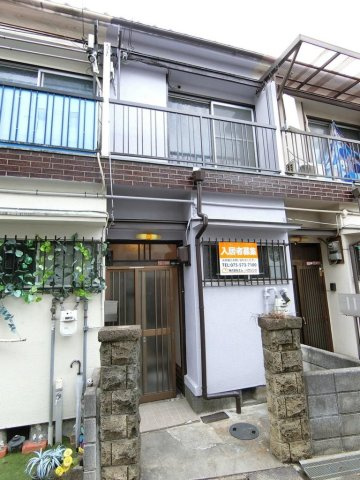 枚方市田口貸家の外観