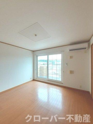 こむぎはいつ　Ａの居間・リビング
