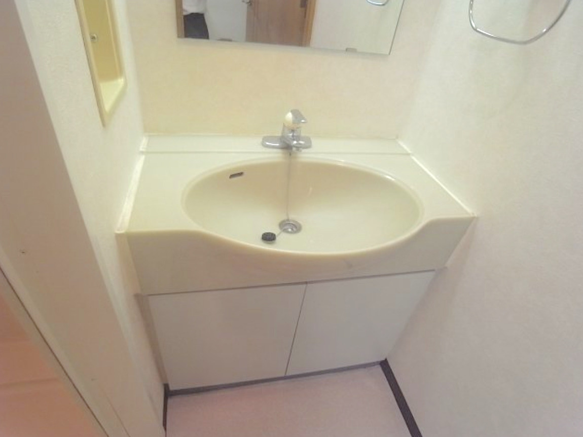 杉並区和田３丁目の賃貸マンションの洗面所