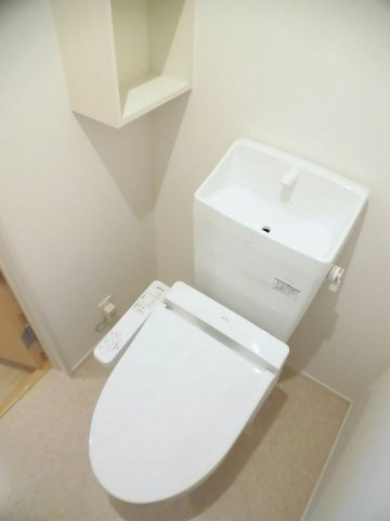 【トイレ】 | コリーヌ新栄 | 落ち着いたトイレです