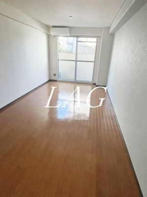 【居間・リビング】 | 東和コーポ | 洋室のお部屋です。