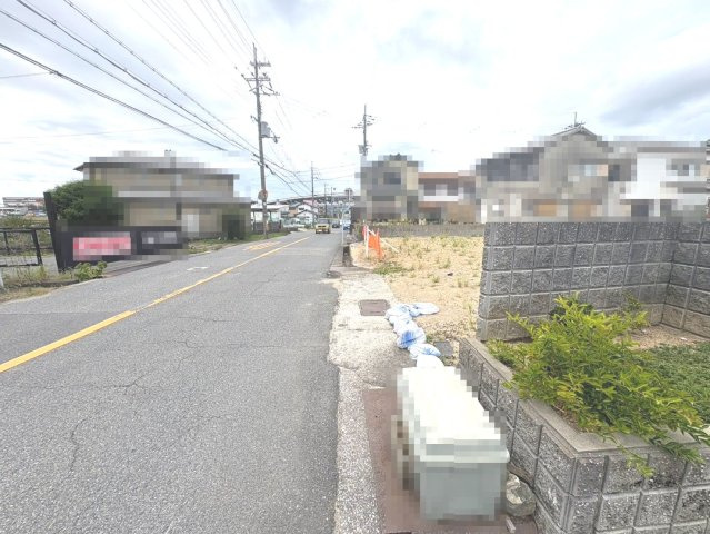 黒山　売土地の前面道路含む現地写真|【当日の案内可能です】イエストアではキッズスペース完備でお子様連れでもゆっくり物件のご紹介ができます！南大阪の物件情報を取り扱うイエストア。
