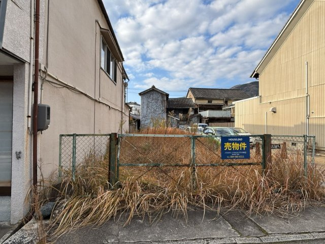 府中市府中町　330万