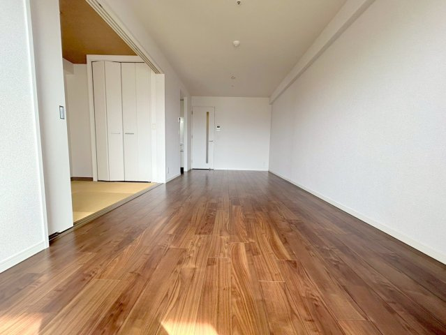 アミル11番館の居間・リビング