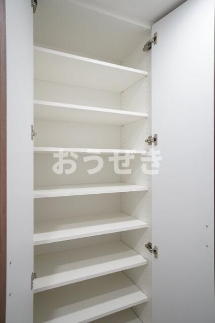 メインステージ浅草入谷Ⅰの収納