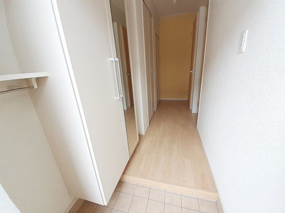 【玄関】 | エスペランサ天神Ⅲ | 毎日通る玄関はこちらです