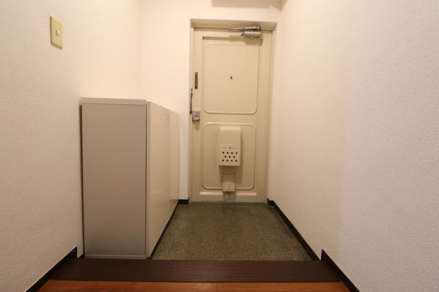 【玄関】