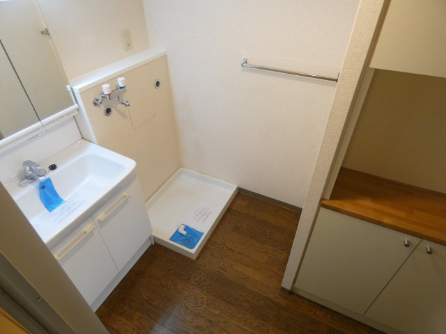 コーポレート東所沢　1号棟の洗面所