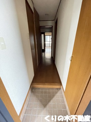 【玄関】 | トキワホームズ | 落ち着いた玄関です※同タイプのお部屋です（現況を優先します）