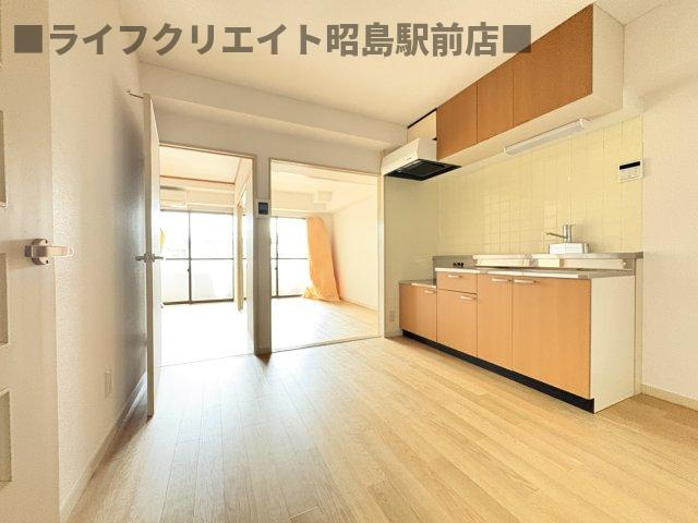 ロータリーハイム昭島の居間・リビング