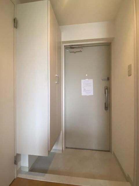 セトル オクサワの玄関