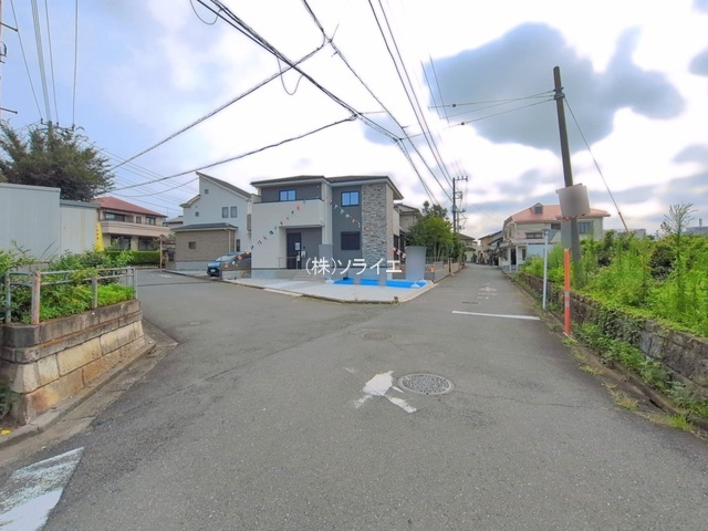 入間市宮寺2期　新築戸建の前面道路含む現地写真