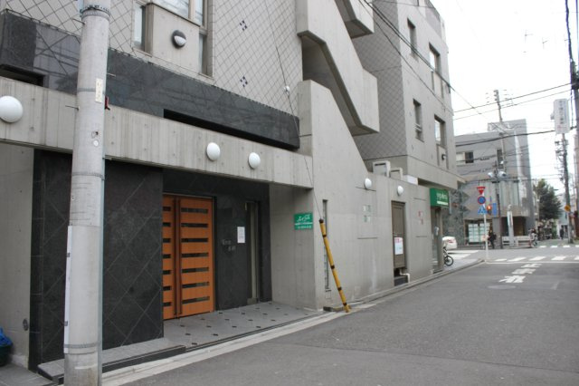 【エントランス】