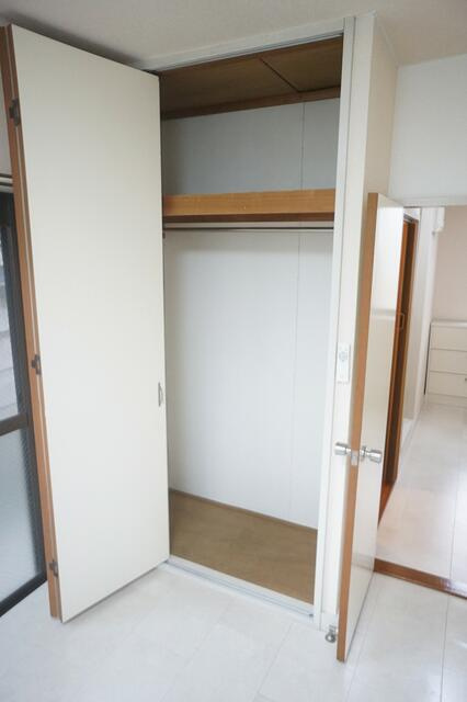 稲城市押立の賃貸マンションの収納