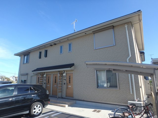 姫路市余部区下余部のアパート
