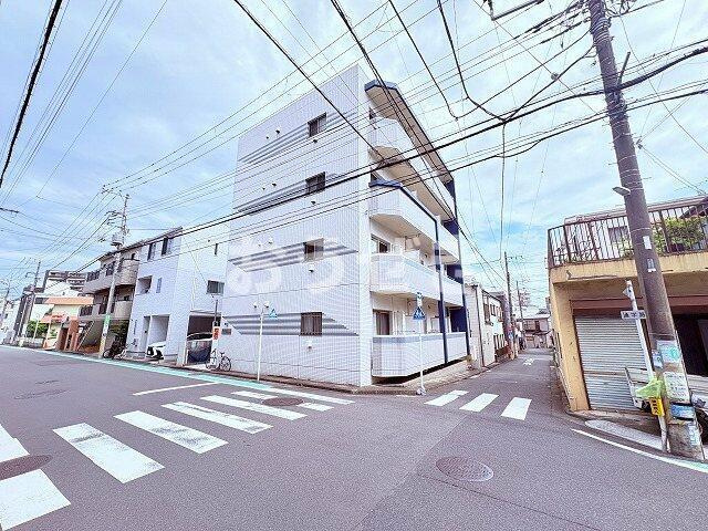 グランシャリオ横浜の外観